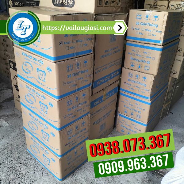 Sỉ số lượng khăn ướt gấu trúc cho khách Sỉ số lượng khăn ướt gấu trúc cho khách