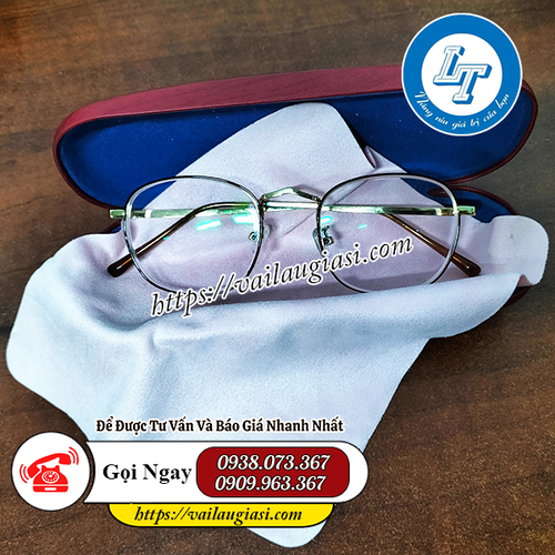 Tấm vải đi kèm hộp mắt kính không phải là khăn lau chuyên dụng Tấm vải đi kèm hộp mắt kính không phải là khăn lau chuyên dụng