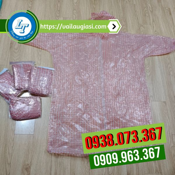 Thiết kế áo mưa nilon kẻ caro Thiết kế áo mưa nilon kẻ caro