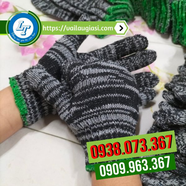 Thiết kế găng tay muối tiêu ôm sát tay, thoải mái Thiết kế găng tay muối tiêu ôm sát tay, thoải mái