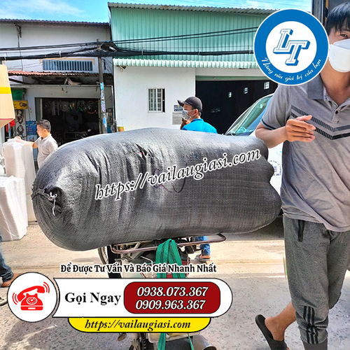Vải vụn được đóng bao 50kg gọn gàng Vải vụn được đóng bao 50kg gọn gàng