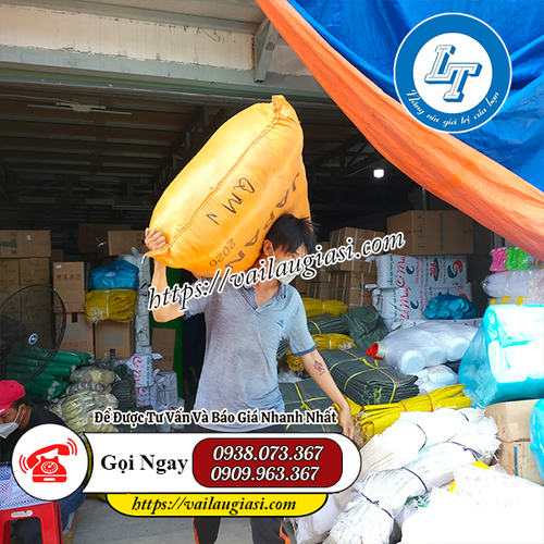 Đội ngũ giao hàng của Lê Thanh sẵn sàng phục vụ bạn Đội ngũ giao hàng của Lê Thanh sẵn sàng phục vụ bạn