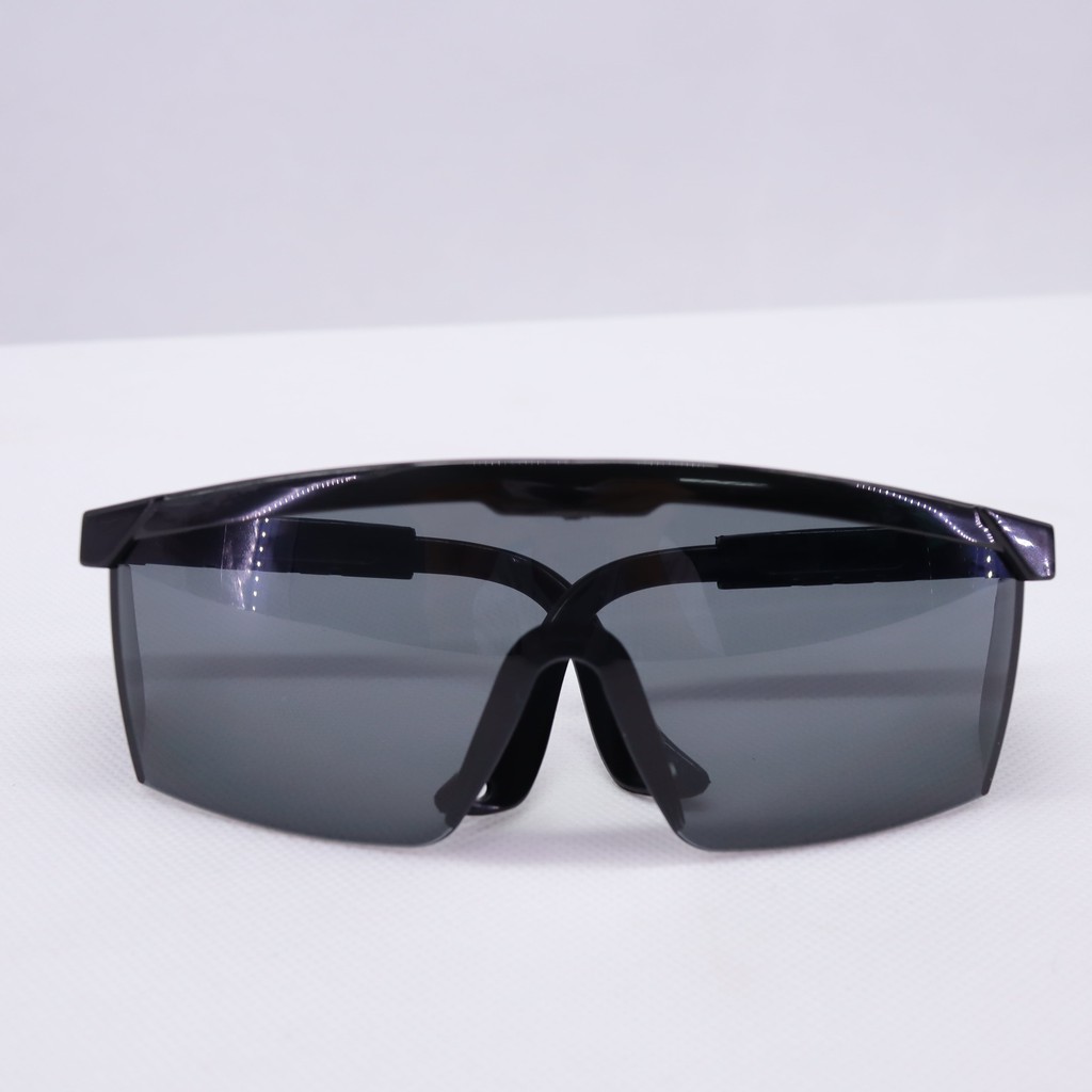 KÍNH BẢO HỘ EVEREST EV 105B TRẮNG - ĐEN