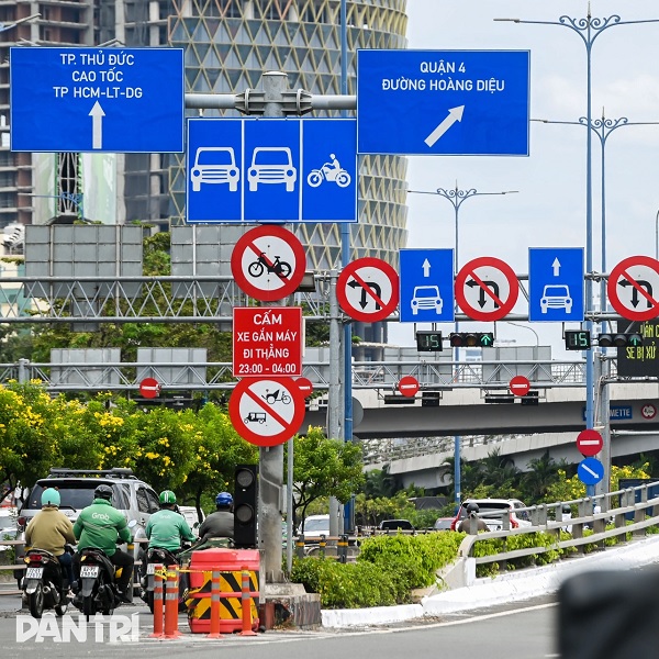 Chuyên Sản Xuất & Cung Cấp Biển Báo Giao Thông, Biển Báo Công Trình