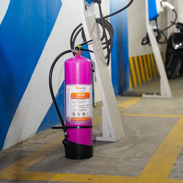 Bình chữa cháy đa năng Orion 6L chuyên dụng cho đám cháy Pin Lithium có tem kiểm định