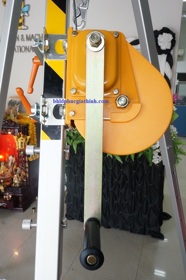 Bộ tời 3 chân ADELA RT025 chính hãng