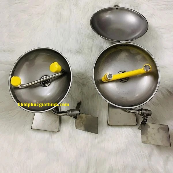 Bồn rửa mắt khẩn cấp gắn tường bằng chất liệu INOX 304 chống rỉ sét