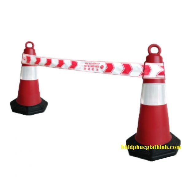 Cọc tiêu giao thông phản quang GT.511 cao 72cm chất liệu HDPE
