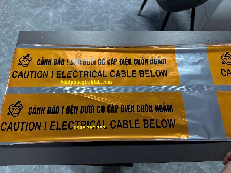 Cuộn Cảnh Báo Bên Dưới Có Cáp Điện Chôn Ngầm dài 500m chất liệu PET