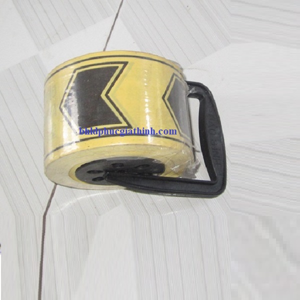 Cuộn rào công trình lõi nhựa có tay cầm