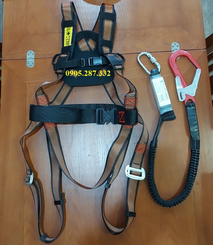 Dây an toàn toàn thân 1 móc nhôm có giảm sốc giá rẻ