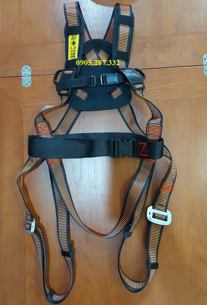 Dây an toàn toàn thân 1 móc nhôm có giảm sốc giá rẻ
