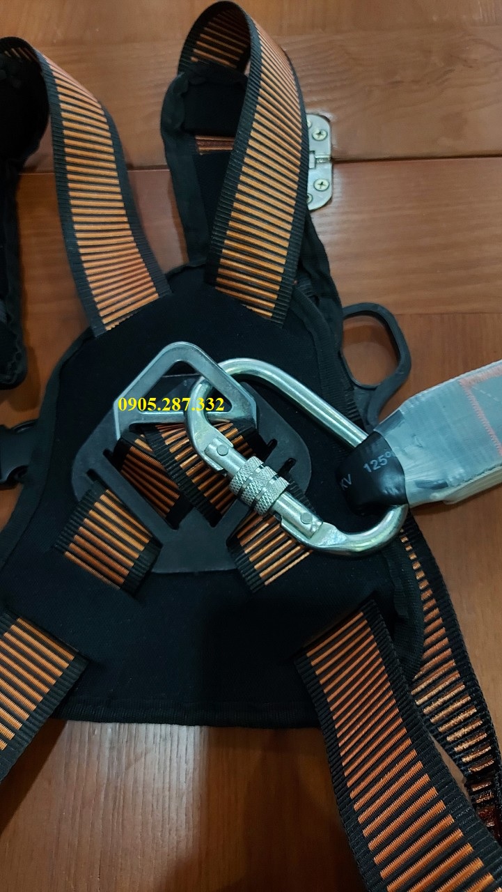 Dây an toàn toàn thân 1 móc nhôm có giảm sốc giá rẻ