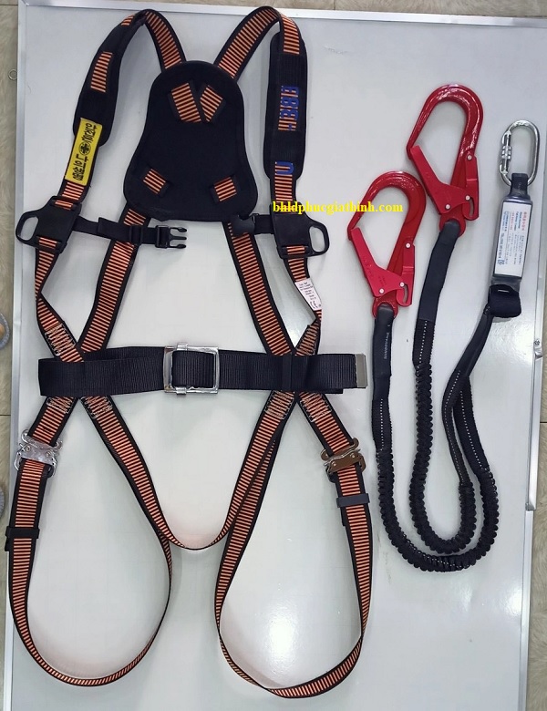 Dây an toàn toàn thân 2 móc nhôm chống tĩnh điện Kukje K051-33 chính hãng Hàn Quốc