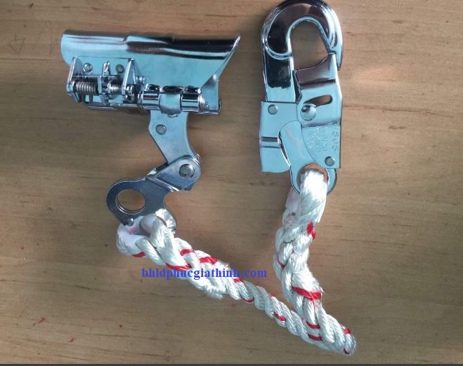 Khoá hãm trược tự động Adela H8621