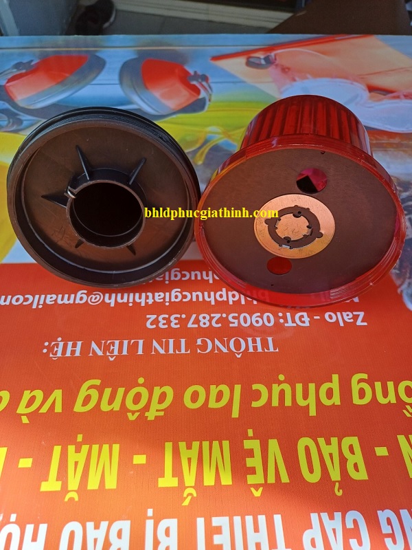 Đèn cảnh báo cầm tay dùng PIN