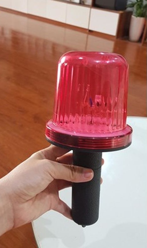 Đèn cảnh báo cầm tay dùng PIN
