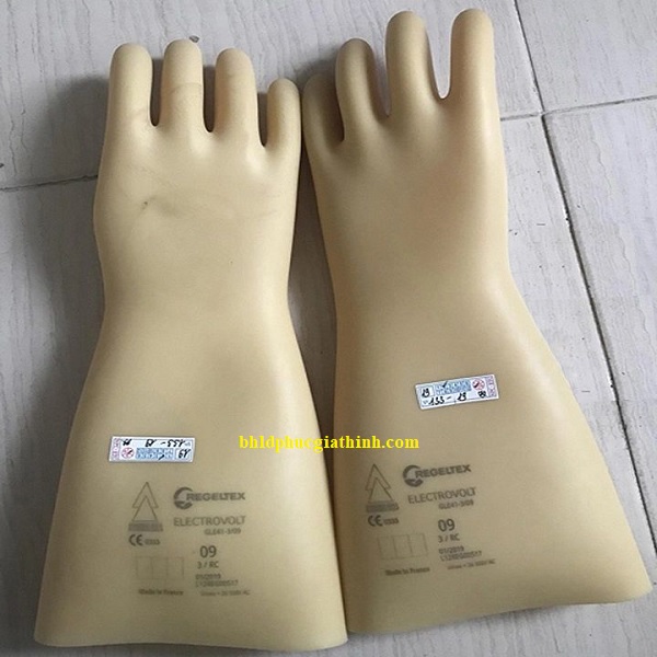 Găng tay cao su cách điện cao áp 26.5KV Class 3 Regeltex Pháp
