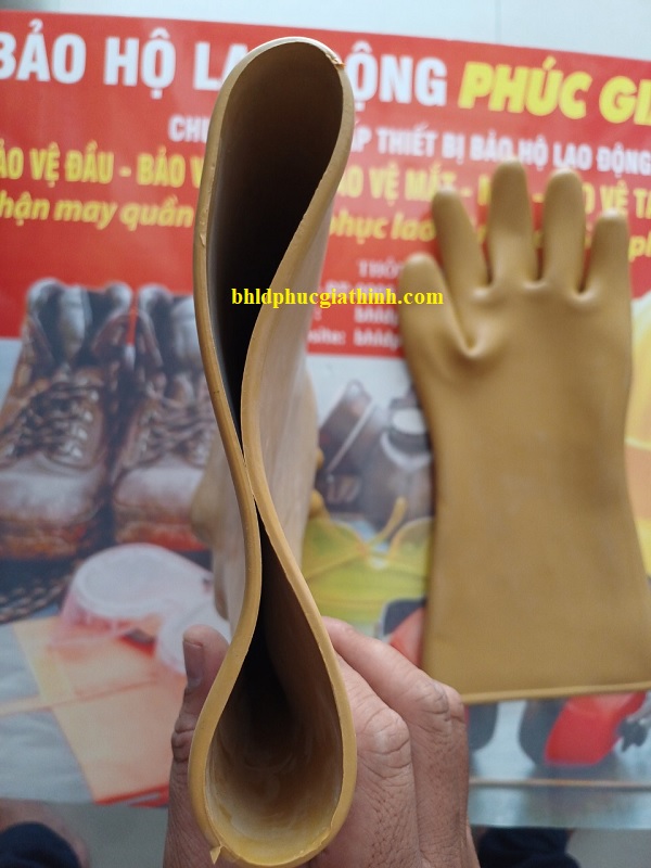 Găng tay cao su cách điện hạ áp 1KV Trọng Hưng có kiểm định