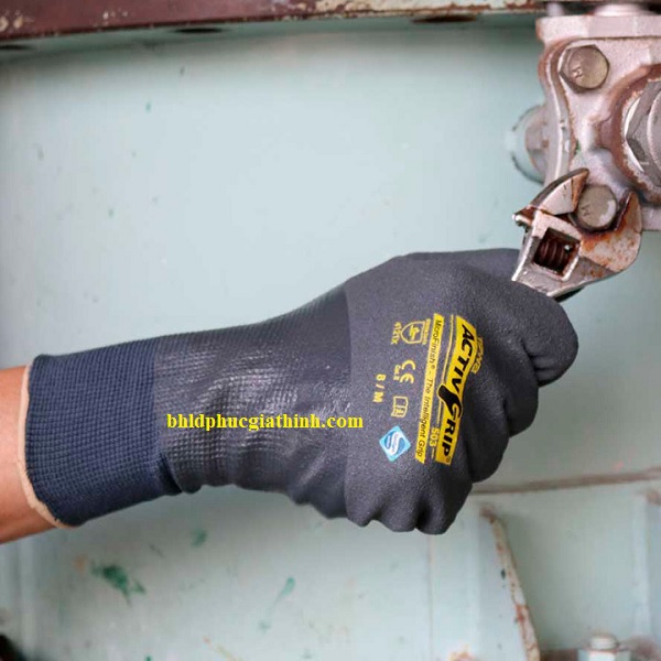 Găng tay đa năng nhúng Nitrile chống dầu Towa Activgrip 503