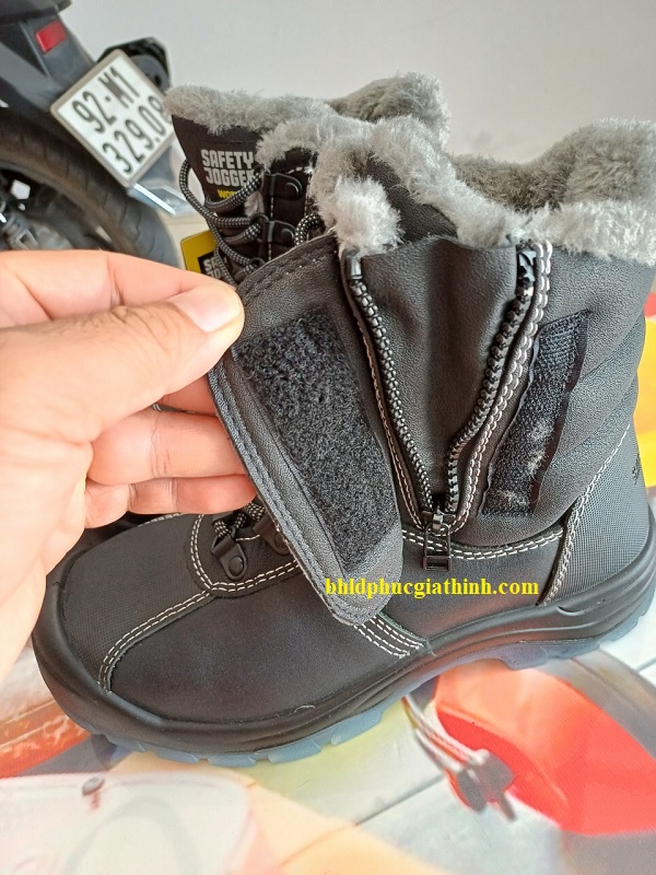 Giày bảo hộ cao cổ dùng trong kho lạnh Jogger Nordic chịu được nhiệt độ âm 17 độ trong 30 phút