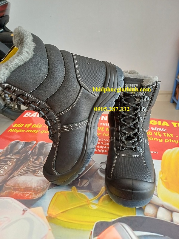 Giày bảo hộ cao cổ dùng trong kho lạnh Jogger Nordic chịu được nhiệt độ âm 17 độ trong 30 phút