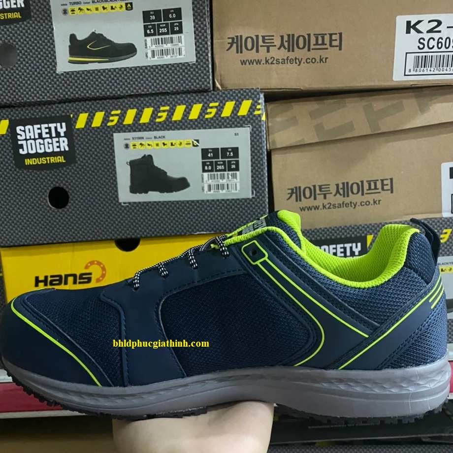 Giày bảo hộ Jogger Balto cổ thấp cực nhẹ và kiểu dáng thời trang