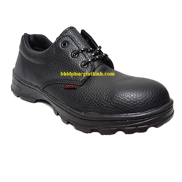 Giày bảo hộ mũi thép đế thép NTT P04 giá rẻ