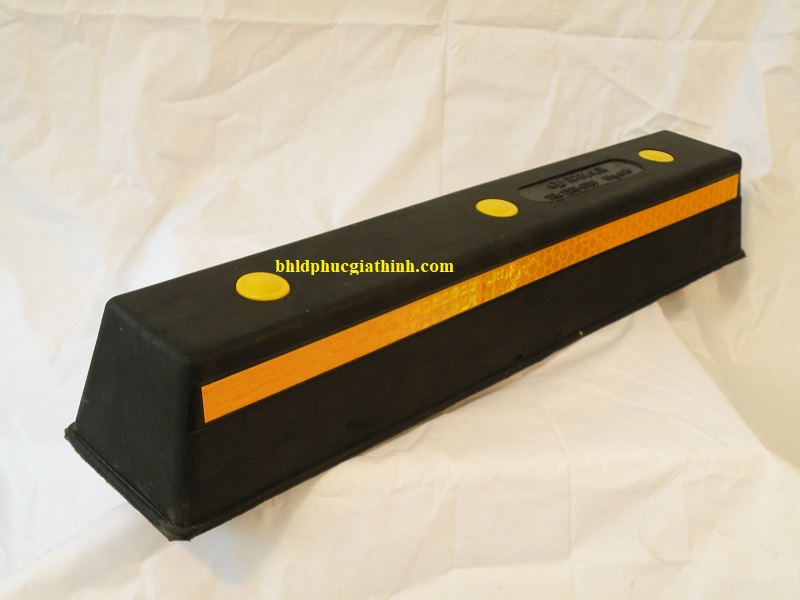 Gờ chặn lùi cao su 75cm (750*150*120mm) có phản quang Hàn Quốc