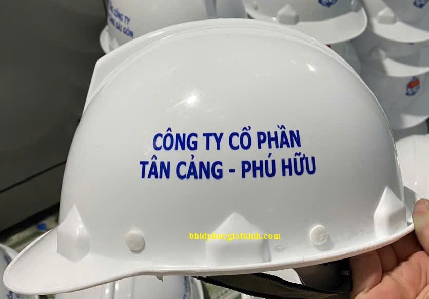 Lợi ích của việc in logo công ty lên nón bảo hộ