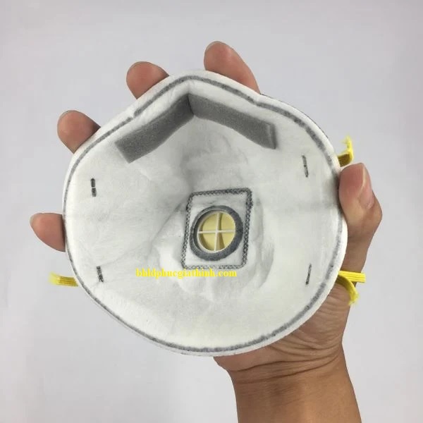 Khẩu trang than hoạt tính lọc hơi hữu cơ 3M™ 9914K có van thở