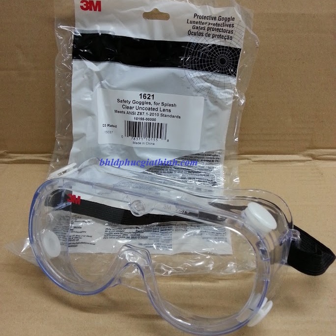 Kính bảo hộ chống hoá chất 3M 1621 chống đọng sương sử dụng kết hợp được cùng với kính cận