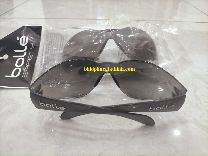 Kính bảo hộ chống hoá chất chống tia UV Bolle BANDIDO 1667202 chính hãng Pháp