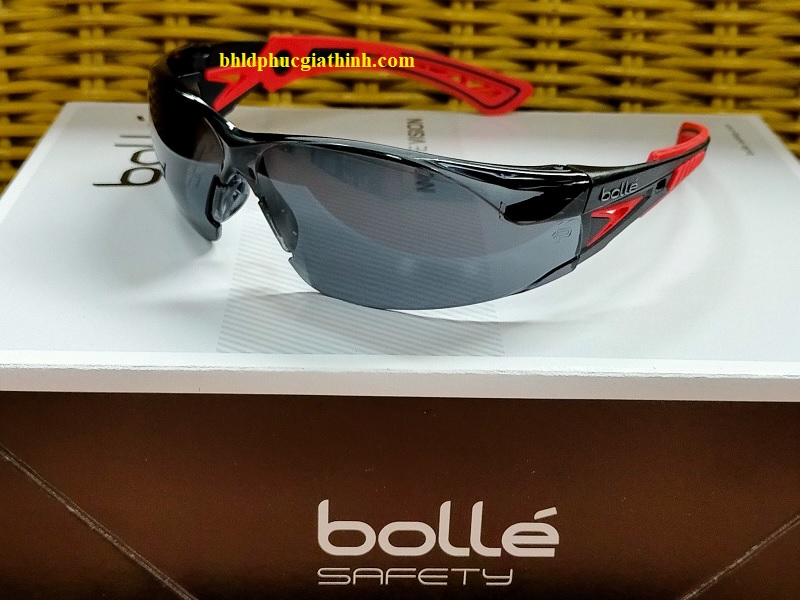 Kính bảo hộ chống hoá chất Rush Smoke thương hiệu Bolle Pháp