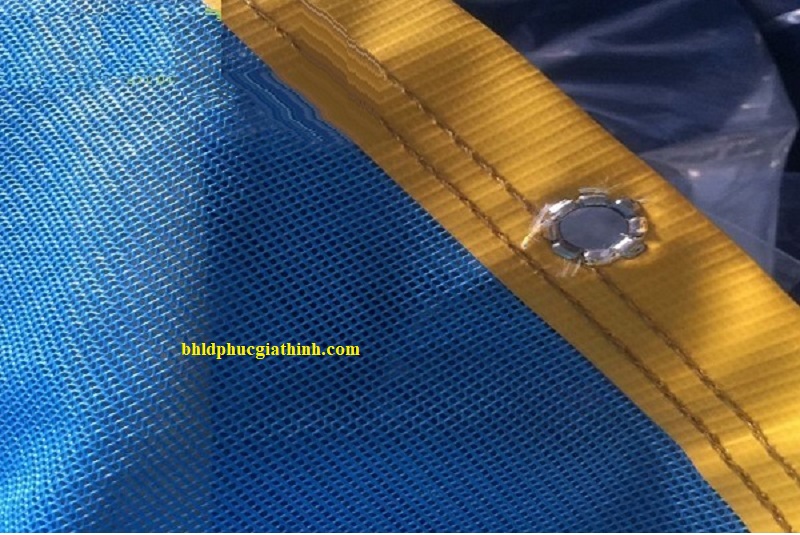 Lưới PVC chắn lan can công trình, chắn cửa thang máy cắt theo kích thước yêu cầu