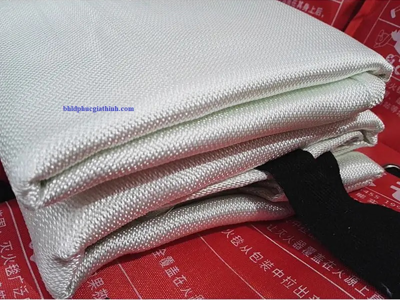 Mền chống cháy dập lửa sợi thuỷ tinh Fire Blanket kích thước 2m x 2m