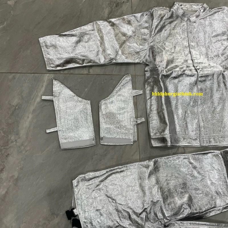 Quần áo bảo hộ tráng nhôm cách nhiệt chống cháy chống bức xạ nhiệt 500 độ