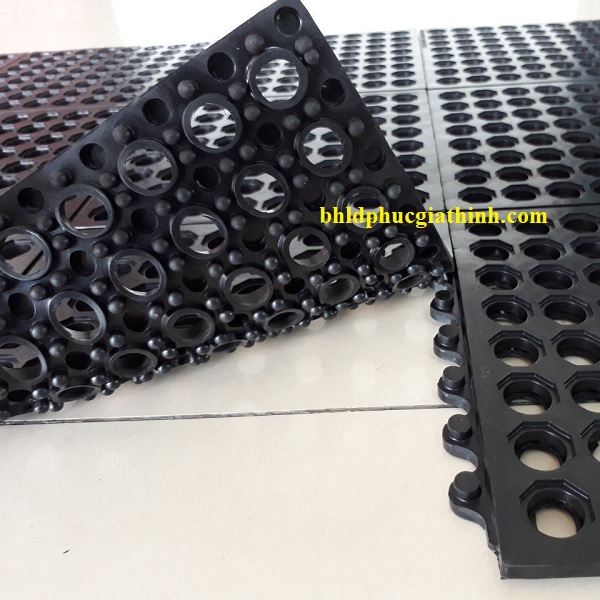 Thảm cao su lót sàn chống trơn trượt kích thước 91x91x1.2cm màu đen