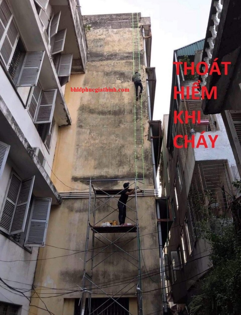 Thang dây thoát hiểm cho nhà cao tầng