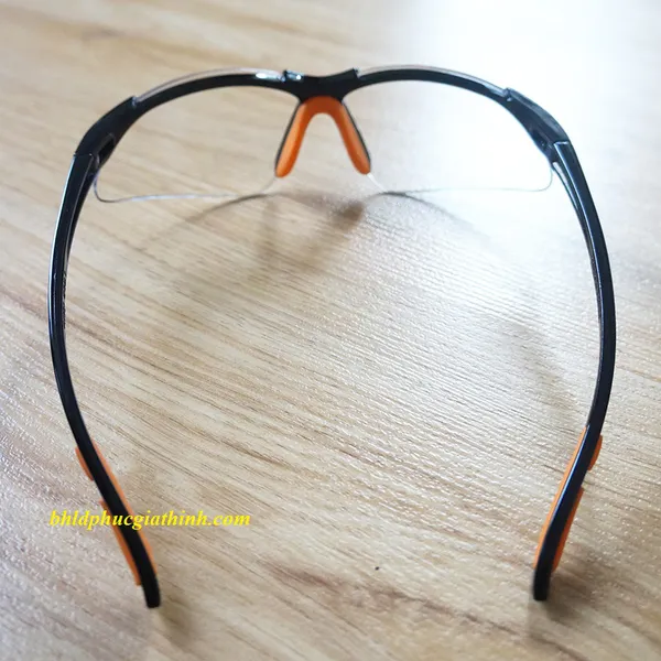 KÍNH BẢO HỘ EVEREST EV301 TRẮNG TRONG