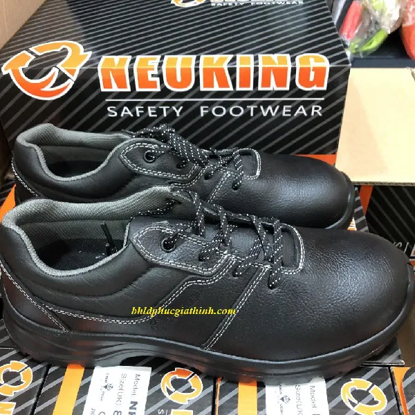 Giày bảo hộ chịu nhiệt 200 độ Neuking NK60 Singapore