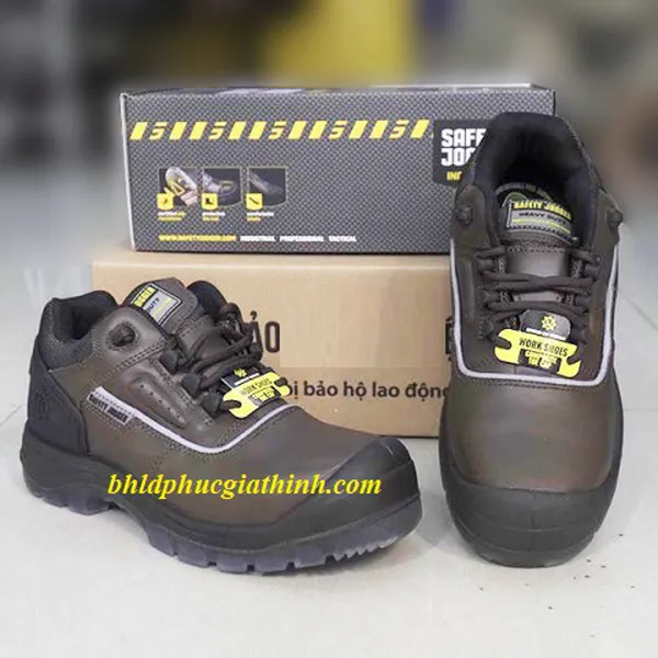 Giày bảo hộ thấp cổ Jogger Pluto cách điện 18KV