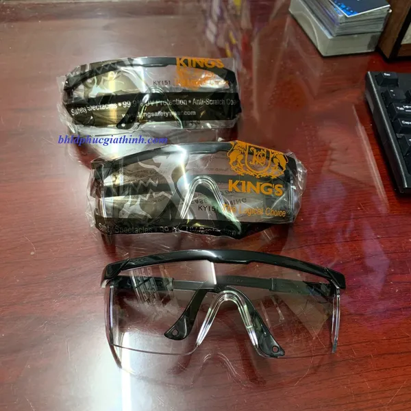 KÍNH VUỐNG KING'S KY-151 TRẮNG TRONG