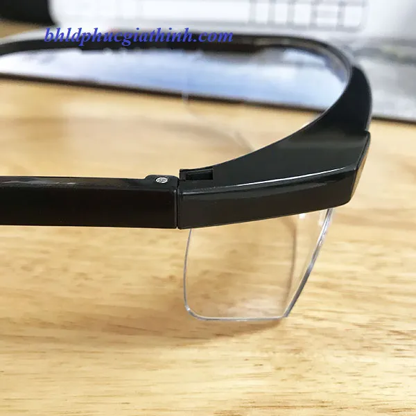 KÍNH VUỐNG KING'S KY-151 TRẮNG TRONG