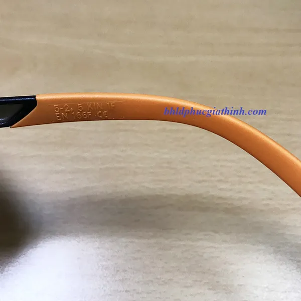 KÍNH BẢO HỘ KING'S KY-2224 CHỐNG TIA UV VÀ UB