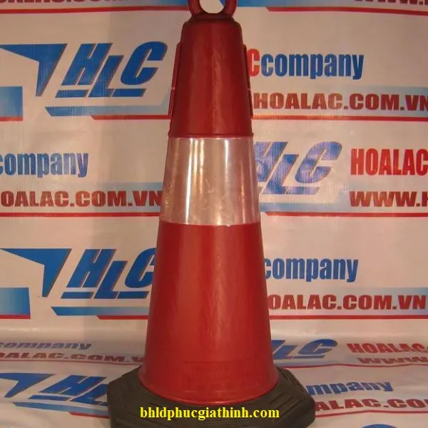 Cọc tiêu giao thông phản quang GT.511 cao 72cm chất liệu HDPE