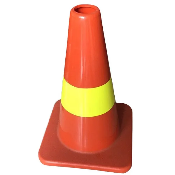 Cọc tiêu giao thông cao 30cm GT.30B có dạ quang màu vàng