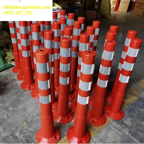 Cột chia làn đường giao thông GT-75B cao 75cm nhựa PVC cứng