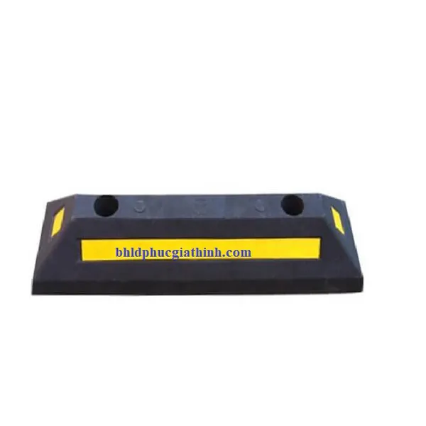 Chặn bánh xe cao su có phản quang 4 mặt kích thước 550*150*100mm