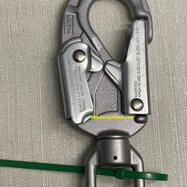 Cuộn dây cáp thép hãm tự động 6m MSA V-TEC 63306-00AEU chính hãng